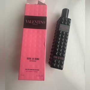 Valentino Donna Born in Roma Intense Eau de Parfum